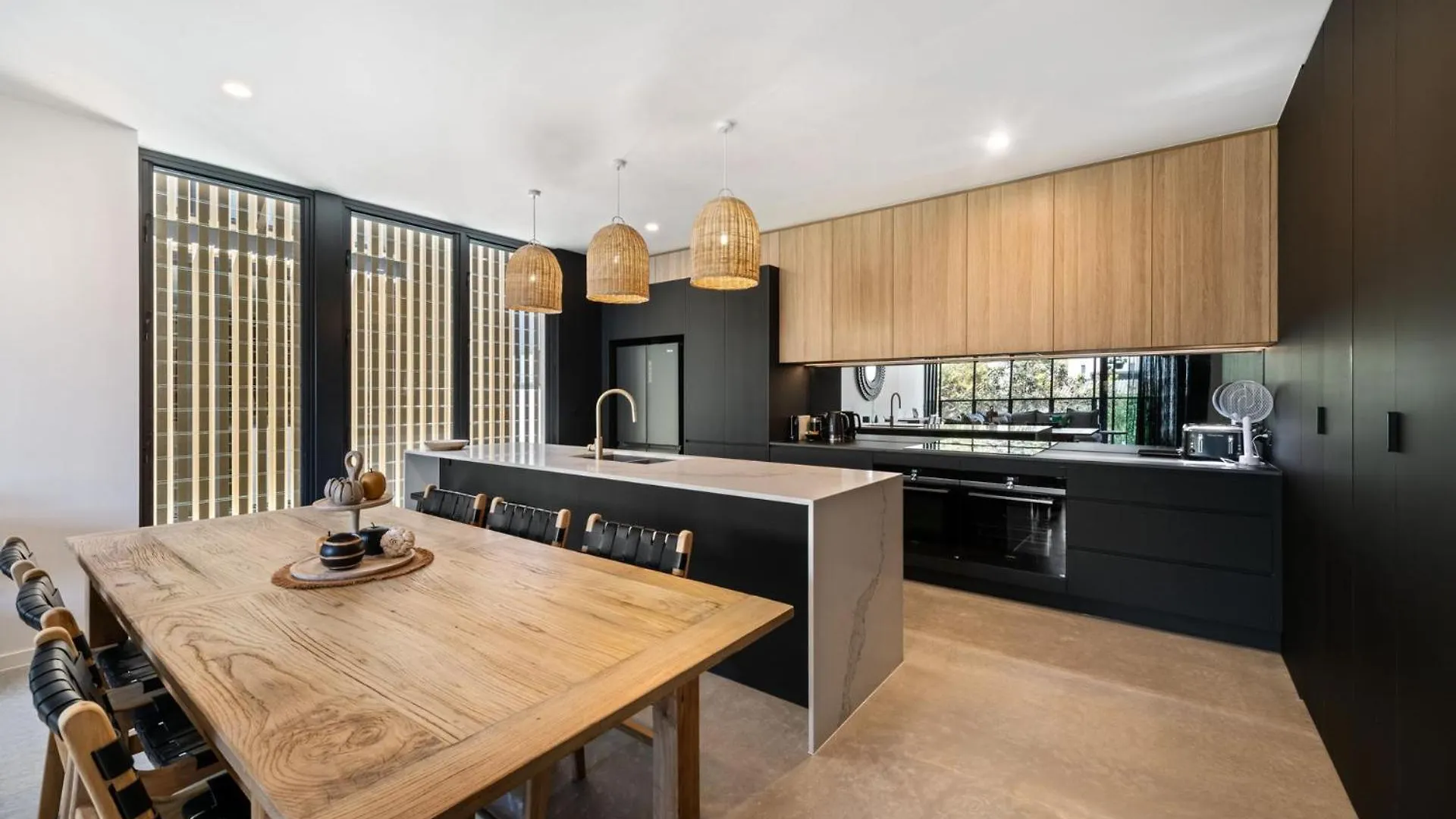 The Smith Luxury Holiday Home Near Beach Mooloolaba